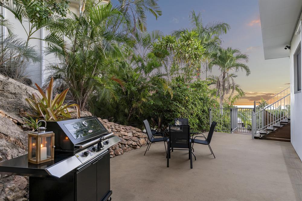 BBQ and outdoor dining